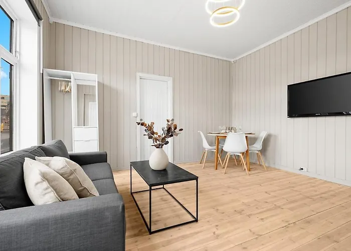 Two-bedroom In The - P - Apartment